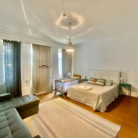 The Yellow House Boutique Oporto