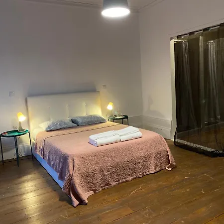 The Yellow House Guest house 2*